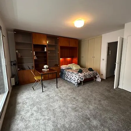 Studio Elegant Au Centre